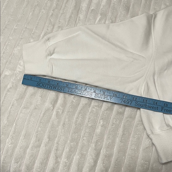 Nike Phoenix White Collared Pullover with Black Logo | Size Medium - Picture 4 of 8